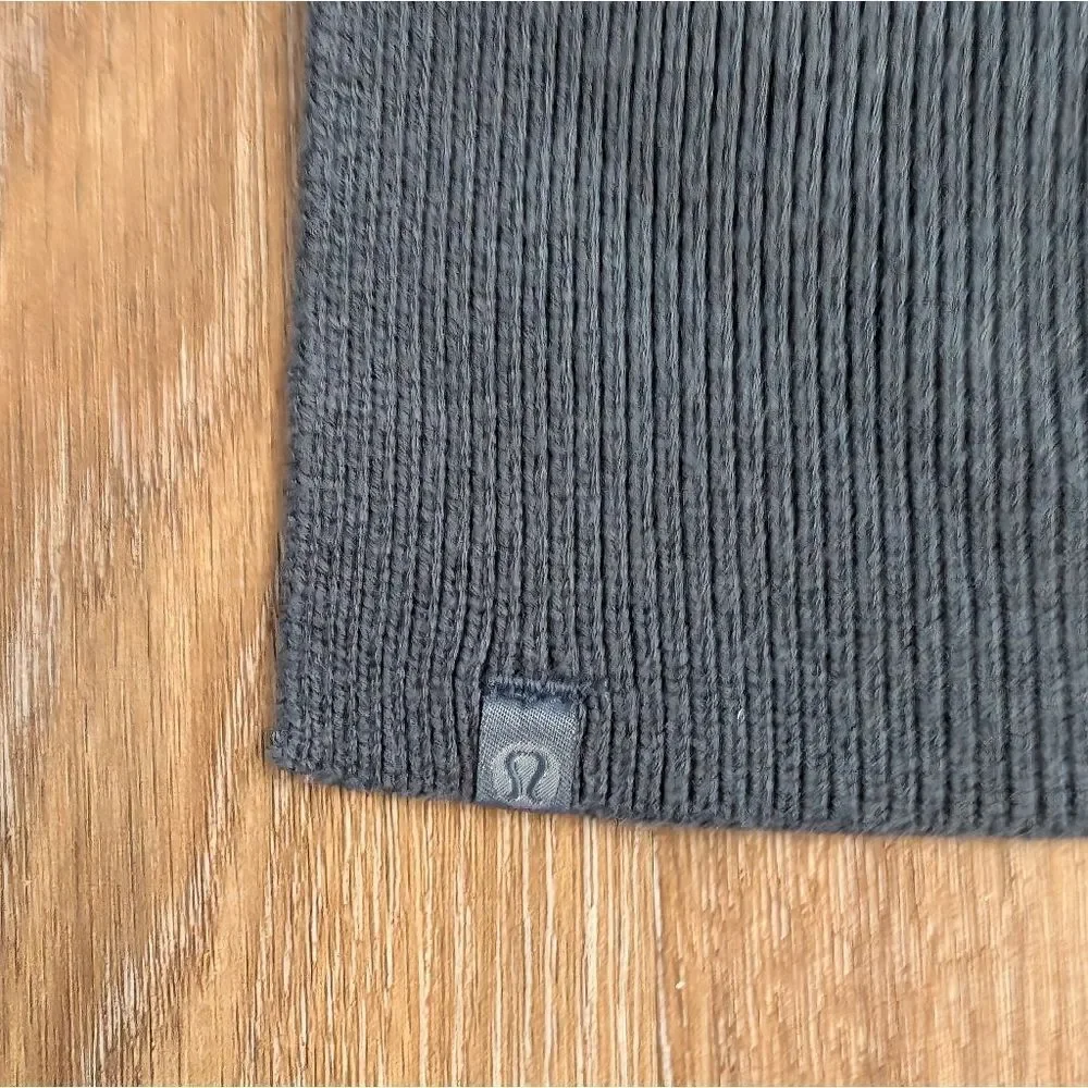 Lululemon Opened Up Poncho Blue Hood XS/S
